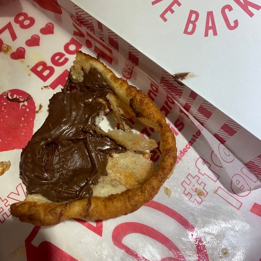 Queues de Castor - Delivery, Takeout Available Restaurants Near: J4H4E5