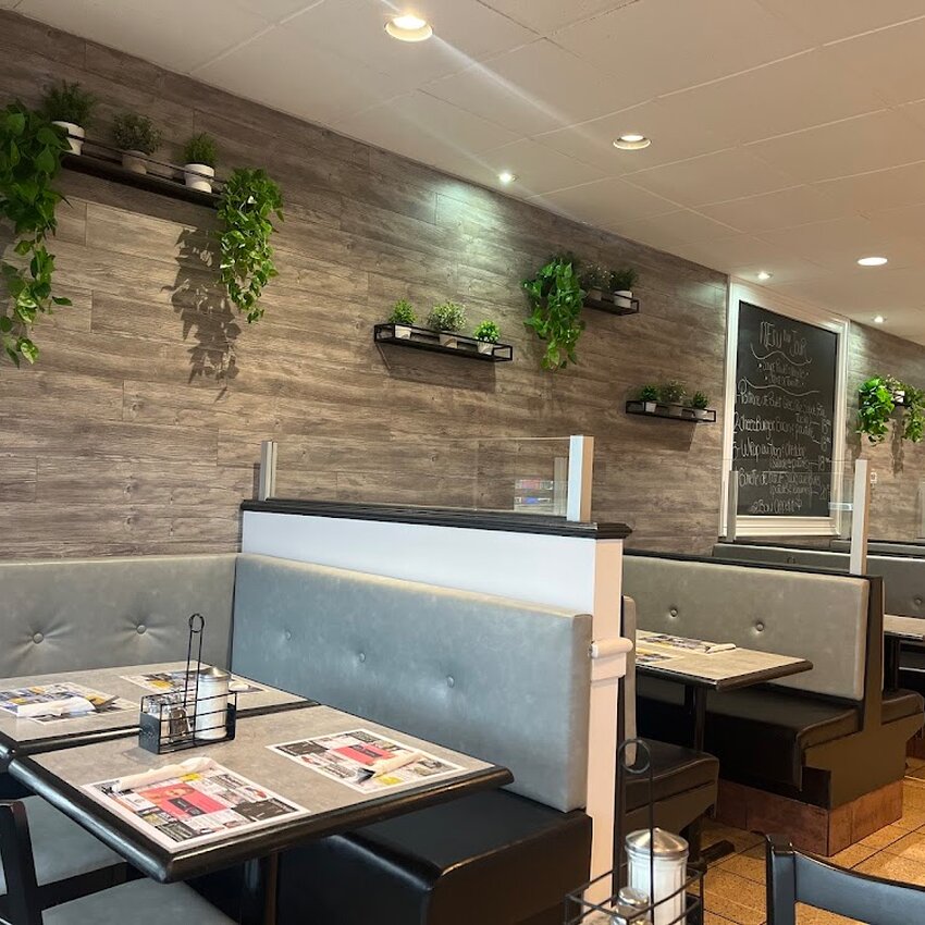 Tout En N'Oeuf -  Restaurants Near: J6W1T9