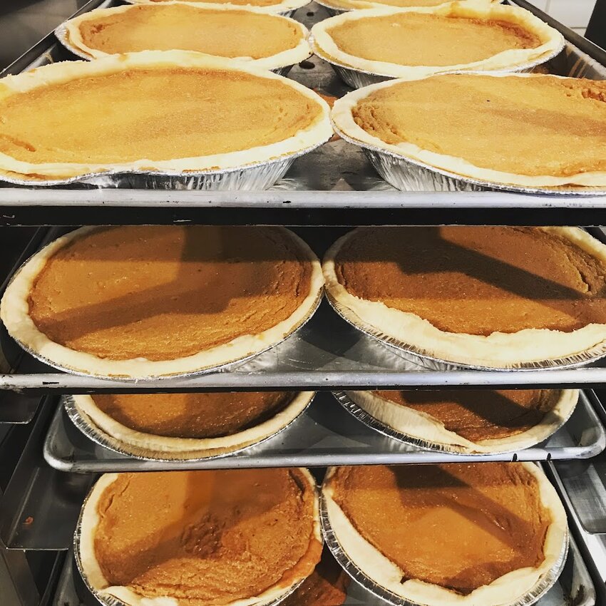 Faim Renard - Caf&eacute;s, Poutine, Breakfast Restaurants Near: J2G4E8