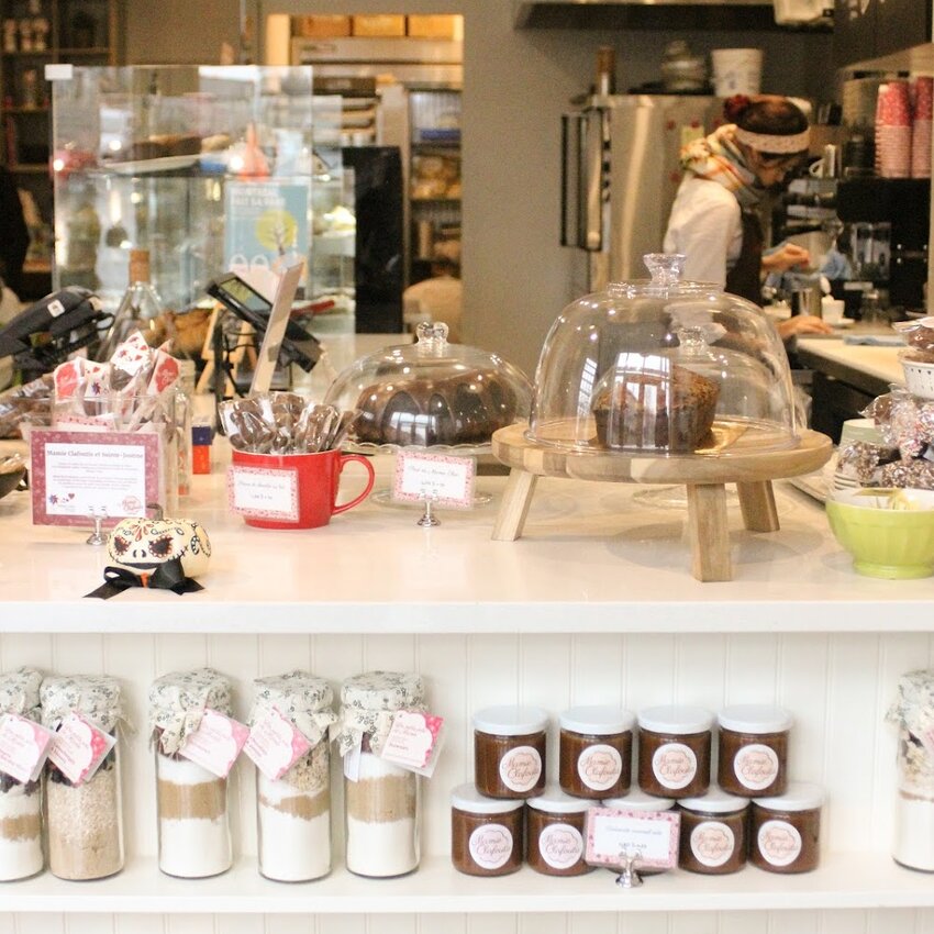 Mamie Clafoutis -  Restaurants Near: H7V1E8