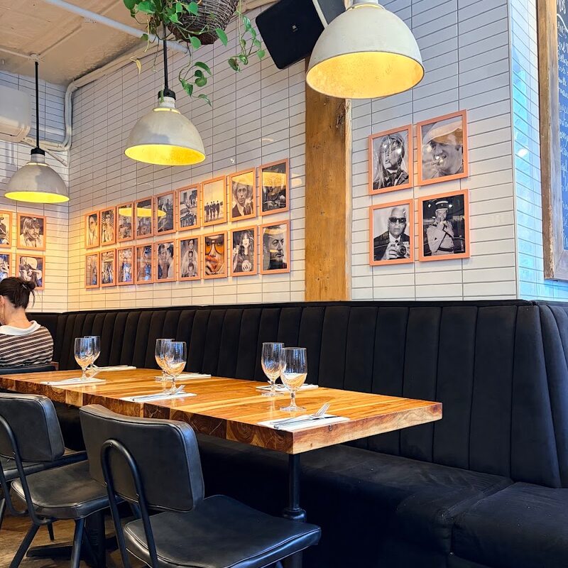 Buvette Nicole - Restaurants de Montréal