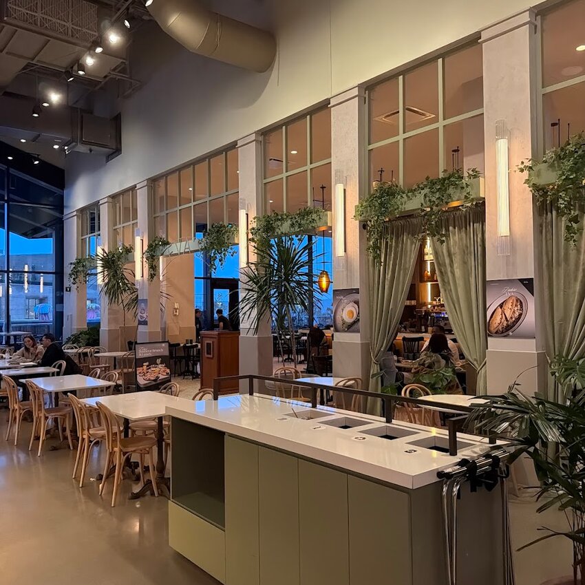 EVA's - Restaurants à Royalmount