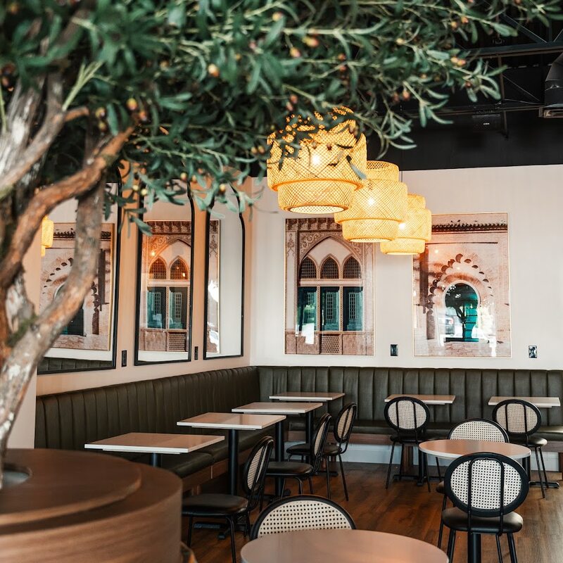 Olive Café - Poutine, Cafés, Pastries Restaurants in Montreal