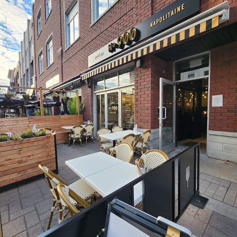 Pizzéria NO.900 - Restaurants in Montreal