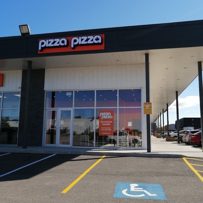Pizza Pizza - Restaurants Commande en ligne, Livraison pr&egrave;s de: J7Y4E5