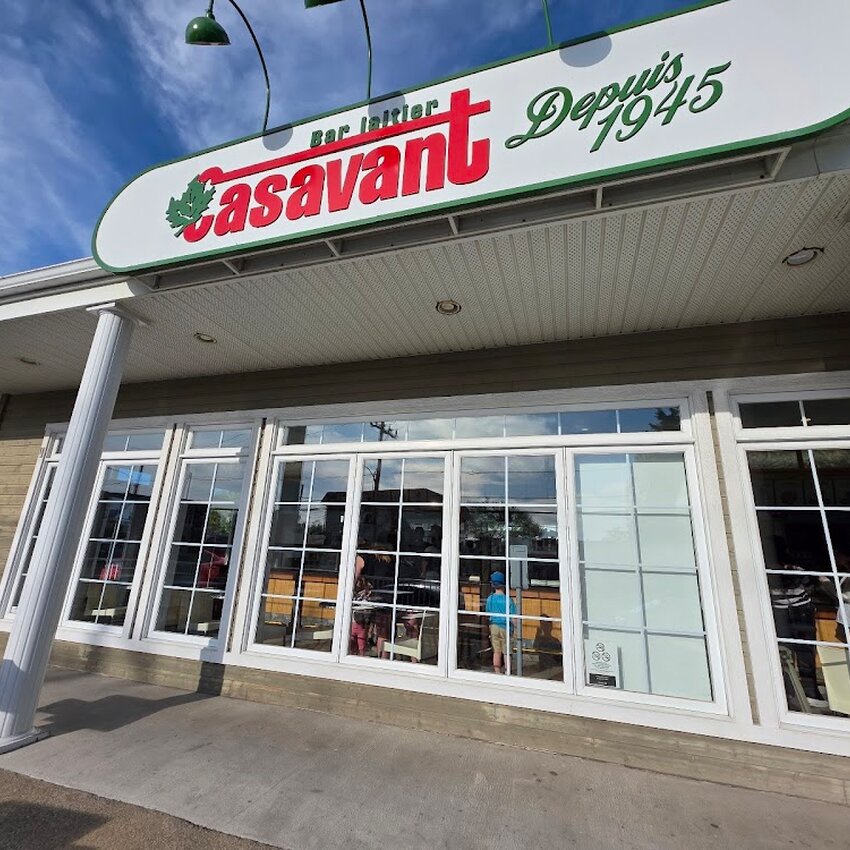 Bar Laitier Casavant - Montreal Restaurants