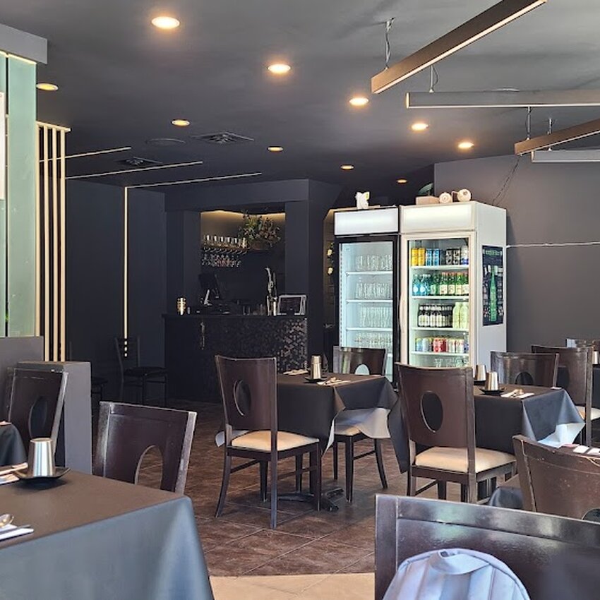 DaWa Chicken - BBQ, Fried Chicken Restaurants Near: H2V4E4