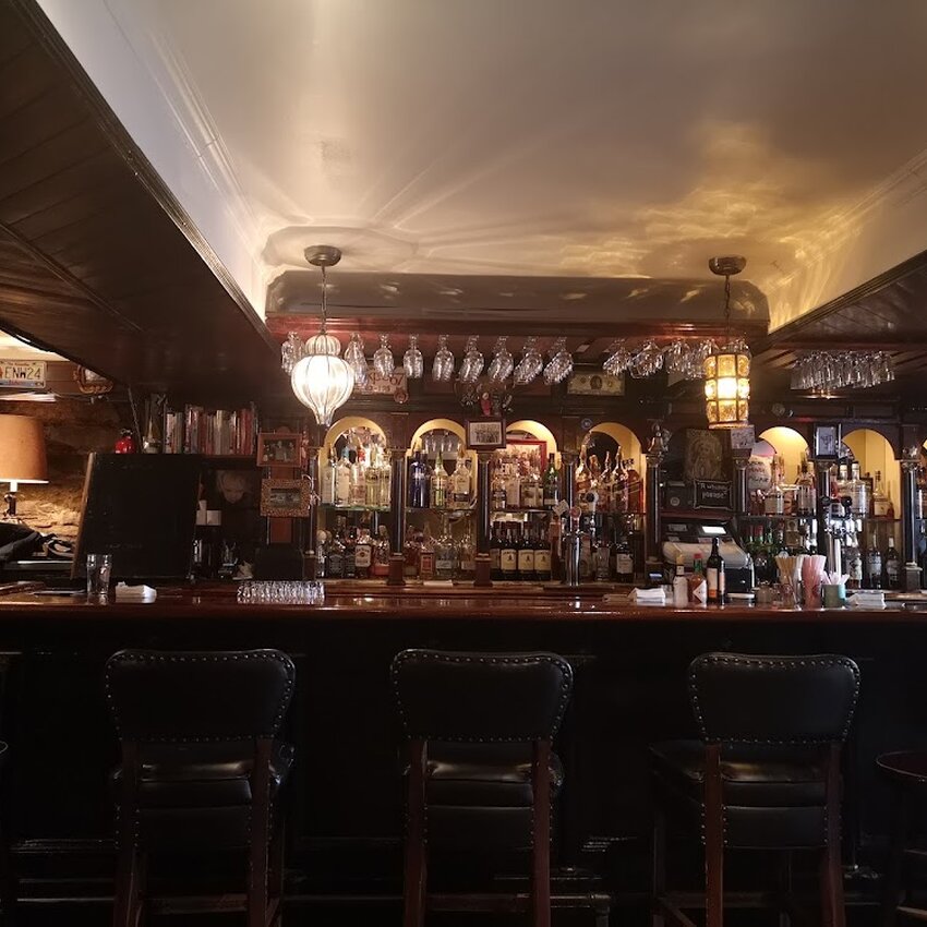 Grumpys Bar -  Restaurants Near: H3C2B2