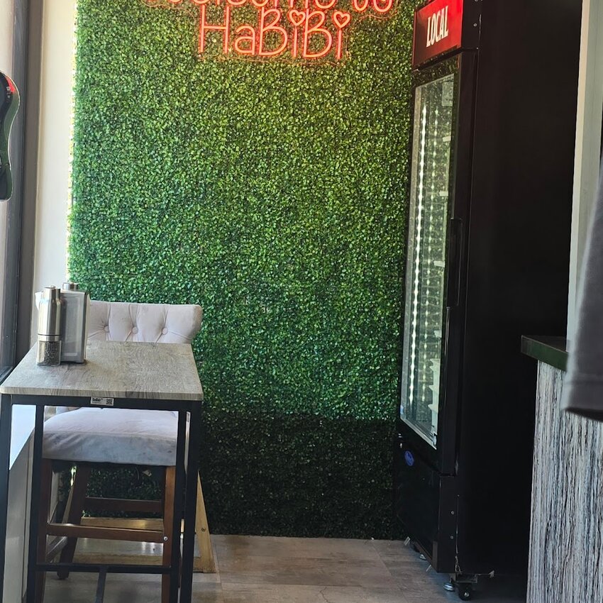 Bistro Habibi - Restaurants pr&egrave;s de: G8Z1V4