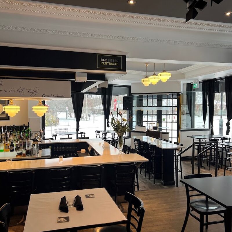 Bar Bistro L'Entracte Inc - Restaurants de Montréal