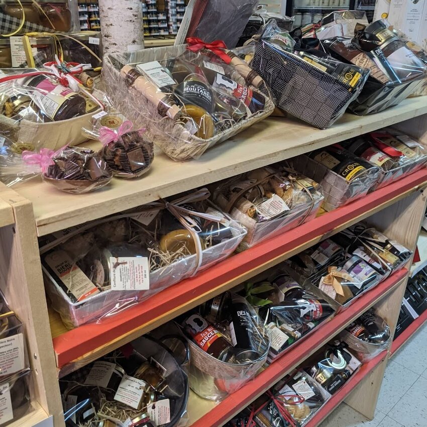 Les Becs Sucr&eacute;s-Sal&eacute;s - Restaurants pr&egrave;s de: J9P2G9