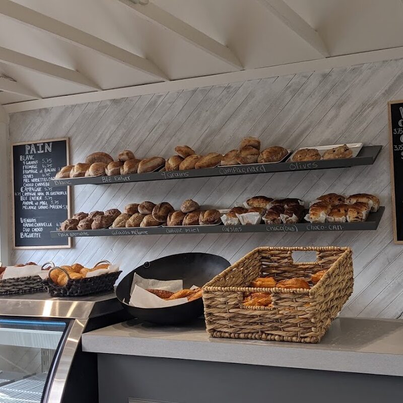 Boulangerie la perle noire - Restaurants in Montreal
