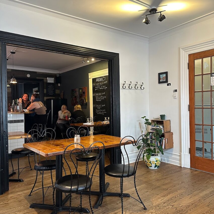 Ras Le Bol -  Restaurants Near: J6E2G7