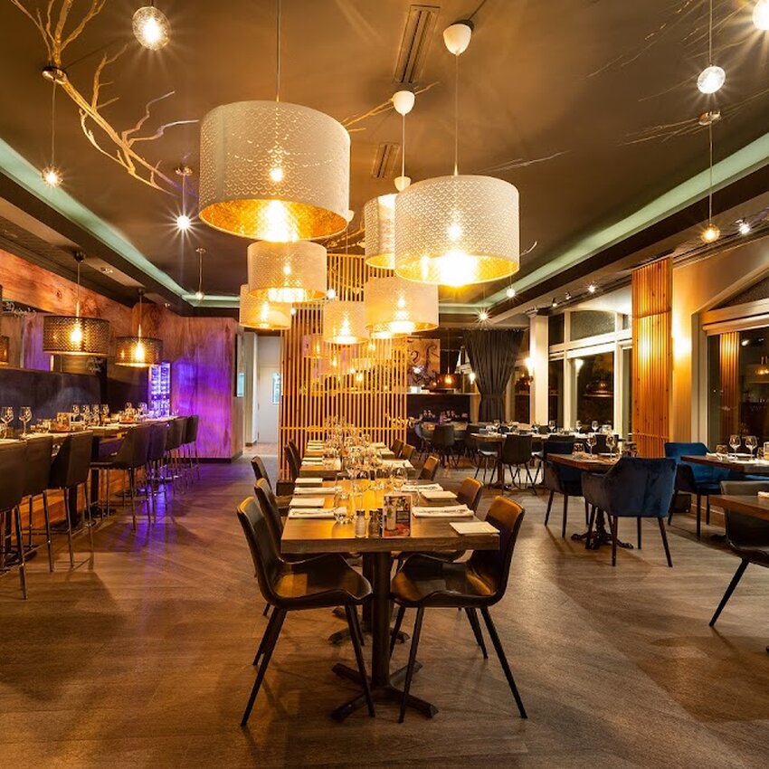 Restaurant Table G - Restaurants pr&egrave;s de: J6E1E5