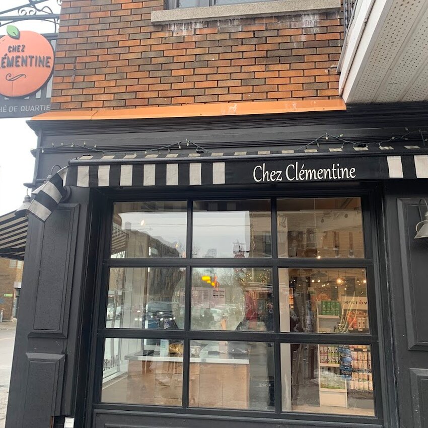 Chez Clémentine - Wheelchair Accessible Entrance Restaurants in Villeray-Saint-Michel