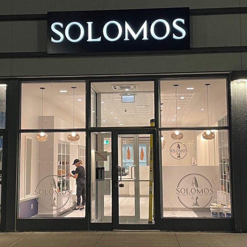 Solomos - Restaurants Fruits de mer/Poissons de Pointe-Claire