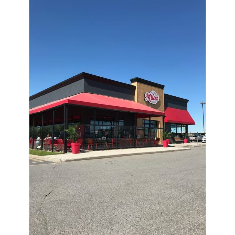 Toujours Mikes - Restaurants Salades, Cafés de Berthierville