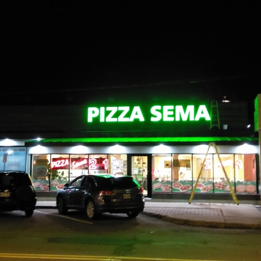 Sema Pizza - Restaurants pr&egrave;s de: J3P3P4