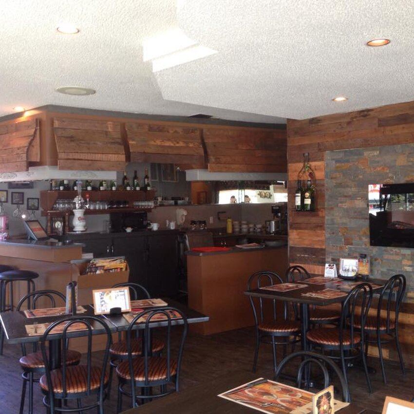 Pizzeria Stratos - Restaurants &agrave; Shawinigan