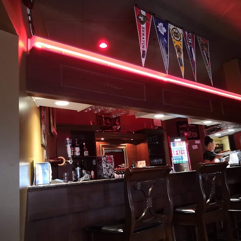Pizzeria Du Lac Enr - Pizza, Middle Eastern Restaurants in Montreal