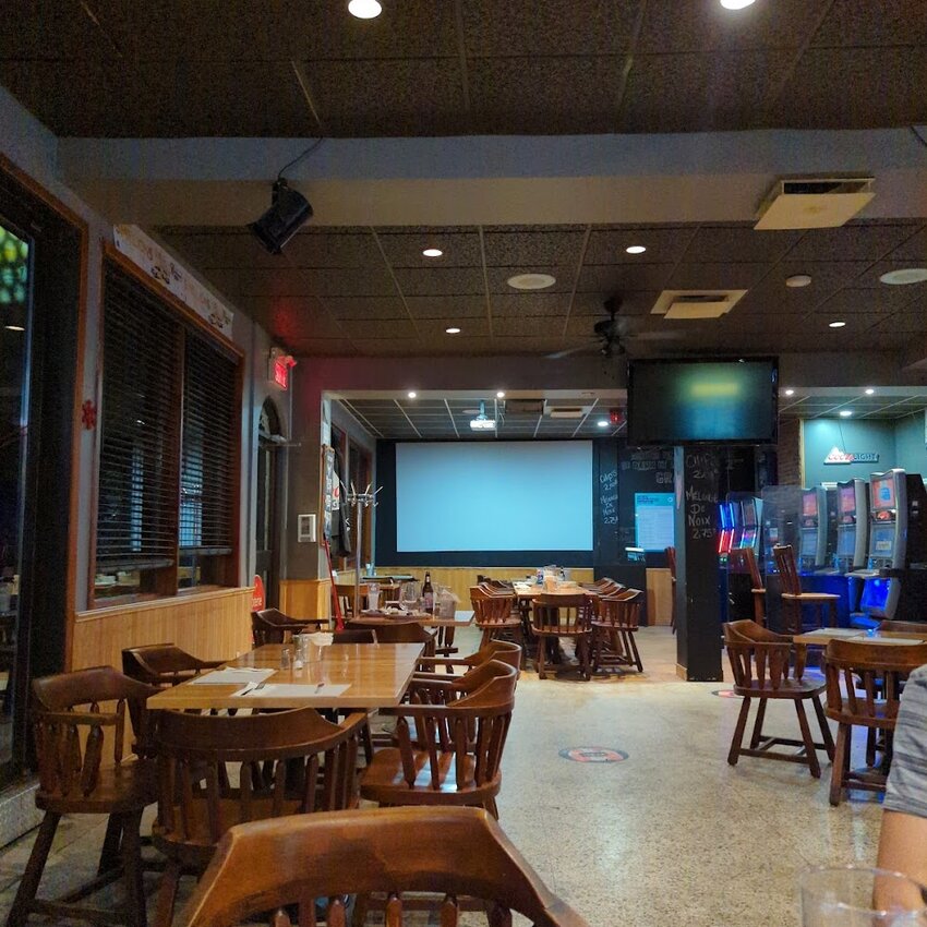 Bar Chez Rosaire -  Restaurants Near: G9N1E6