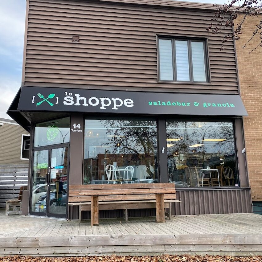 La Shoppe SaladeBar -  Restaurants Near: G6P4A2