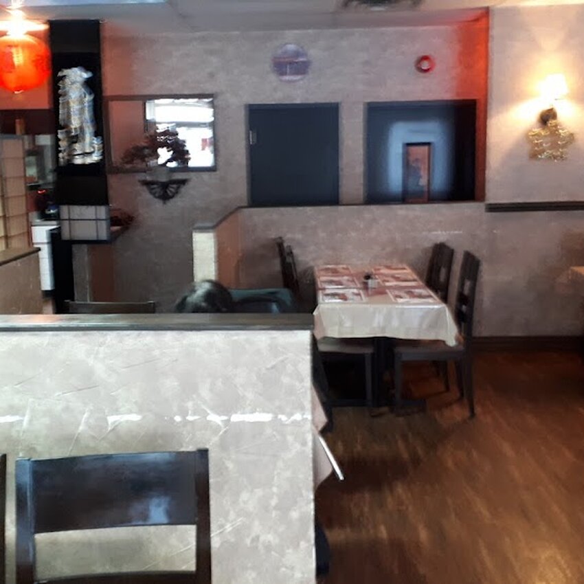 Resto Aux Bonsa&iuml; Restaurant