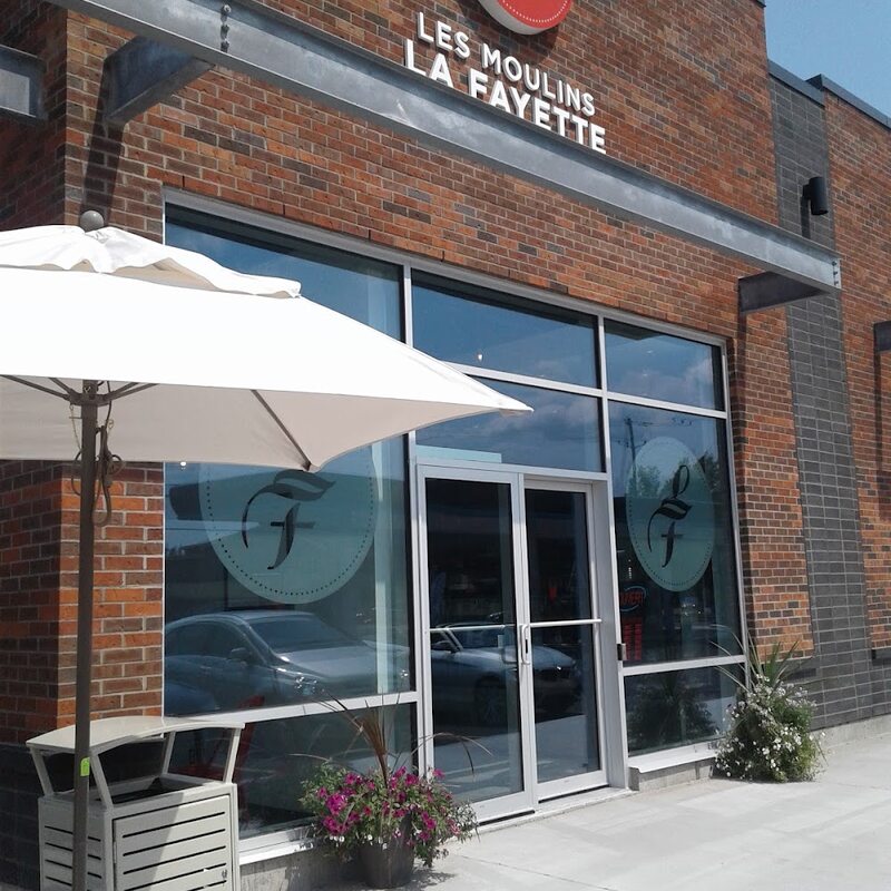 Les Moulins La Fayette - Boutique-Counter Restaurants in Magog