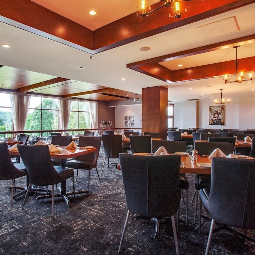 Tomahawk grill - Orford Restaurant