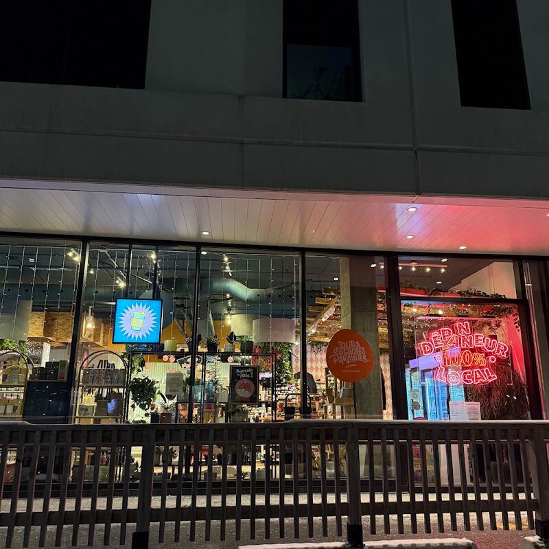 Toutes les choses parfaites - Creative, Caf&eacute;s Restaurants in Montreal