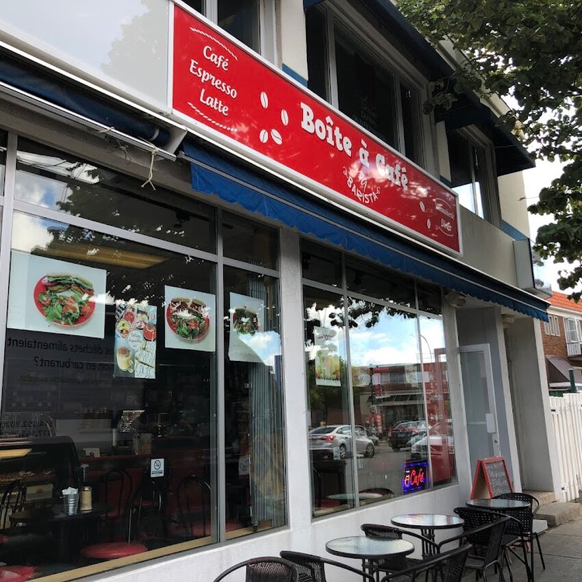 Bo&icirc;te &agrave; Caf&eacute; - Restaurants pr&egrave;s de: H7E2N1