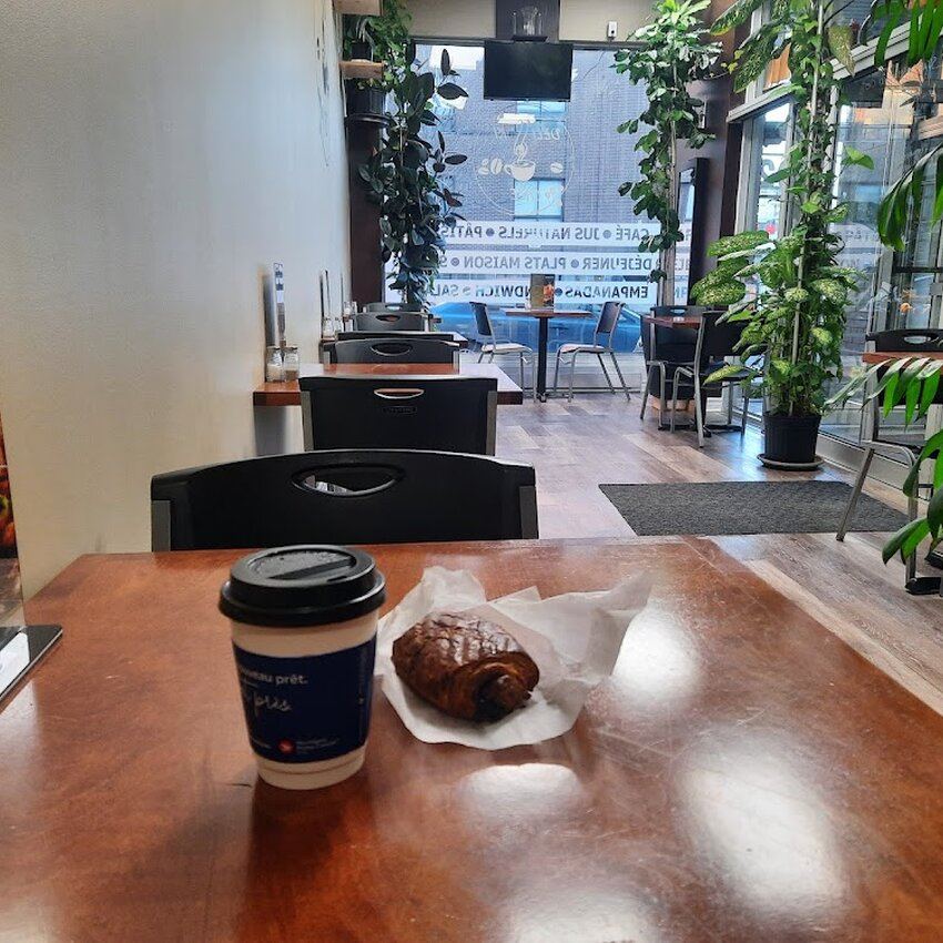 Deliss'ki Cafe - Restaurants Near: H2S1H6