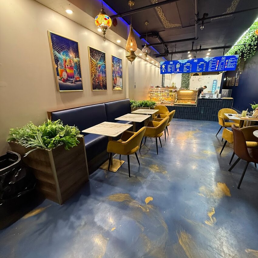 Miel et Une Nuit - Restaurants Livraison, Commande en ligne près de: H7E2B5