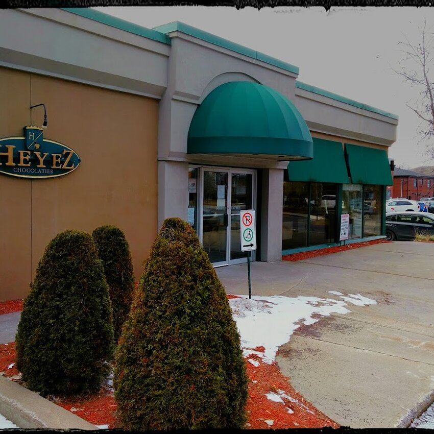 Chocolat Belge Heyez P&egrave;re et Fils Inc - Restaurants pr&egrave;s de: J3V5J2