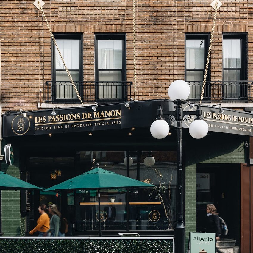 Le Albert Caf&eacute; - Restaurants pr&egrave;s de: J2S0G2