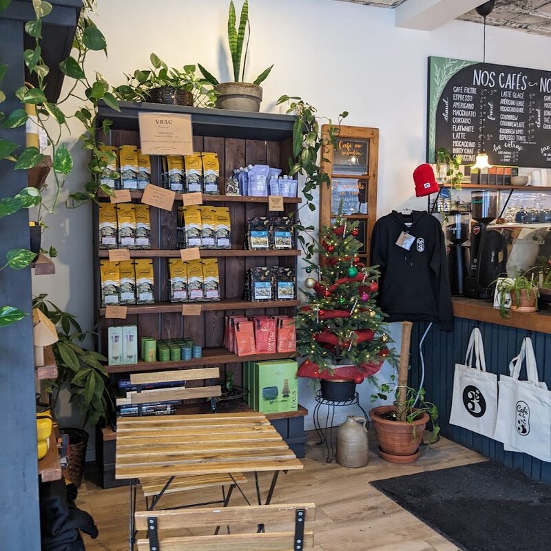 Caf&eacute; de la 3e - Restaurants de Montr&eacute;al