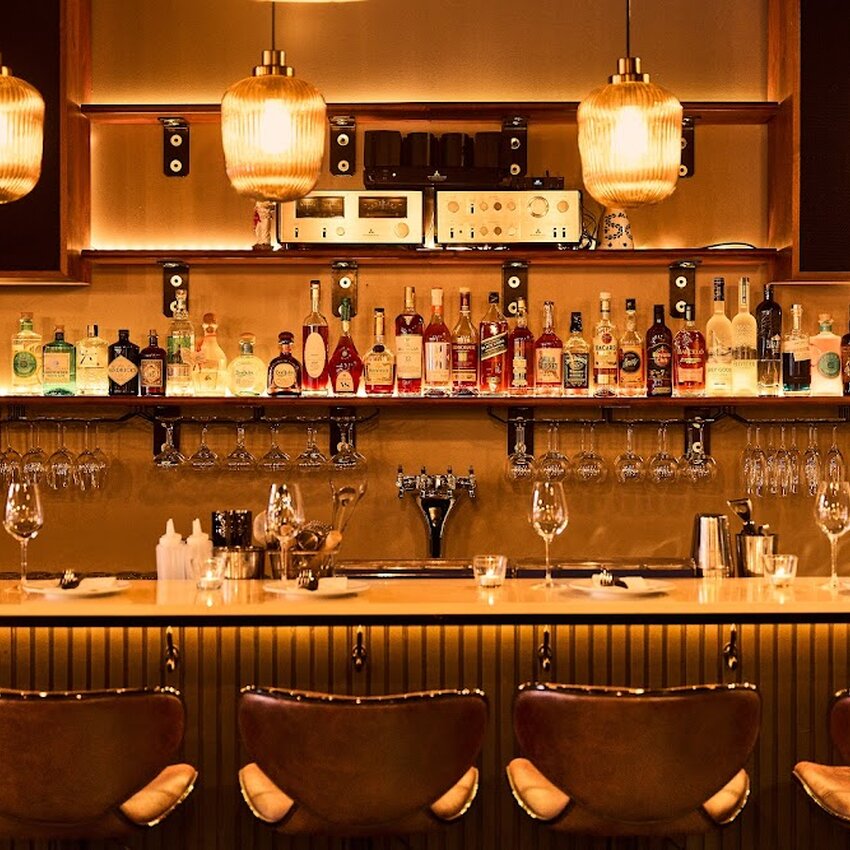 Moreiras Pizza Bar - Brunch, Delivery Restaurants Near: H3E2B5