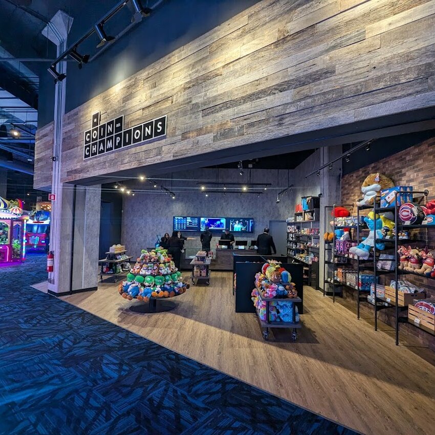 The Rec Room - Restaurants pr&egrave;s de: H3W3E4