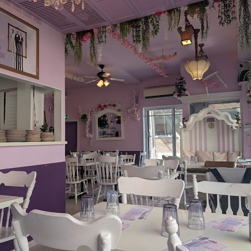 Le 30 Février - Good For Groups Restaurants in Montreal