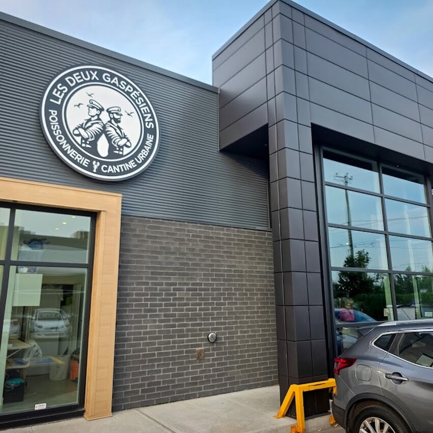 La poissonnerie les deux gasp&eacute;sien - Restaurants pr&egrave;s de: J7J0R6