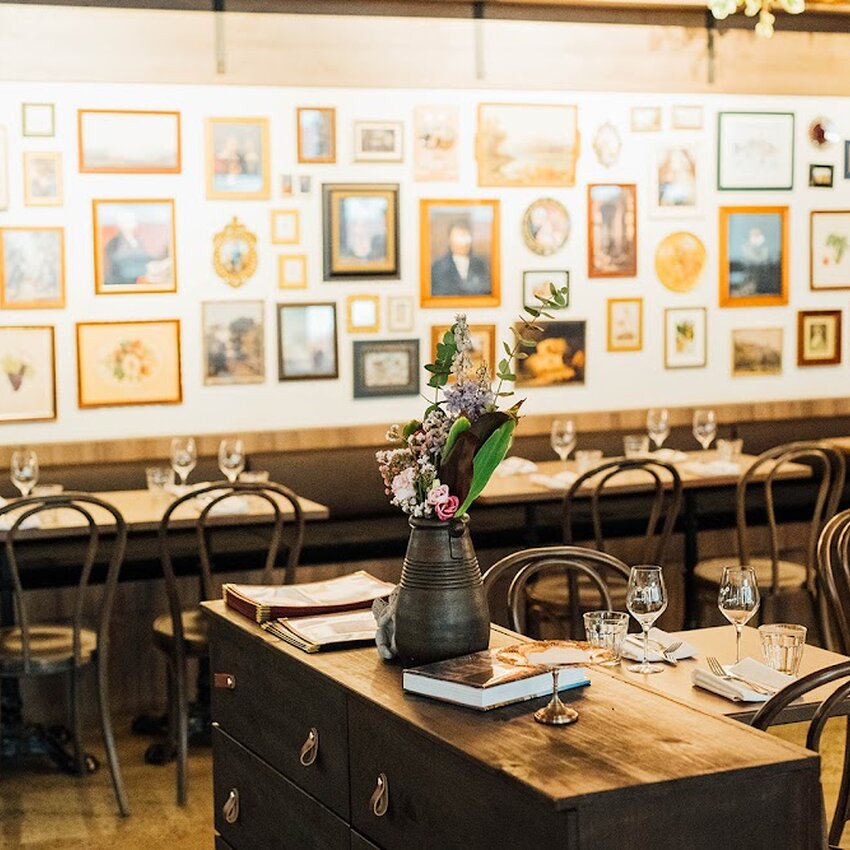 PREZZE MOLLO - Pasta Restaurants Near: H2V4E8