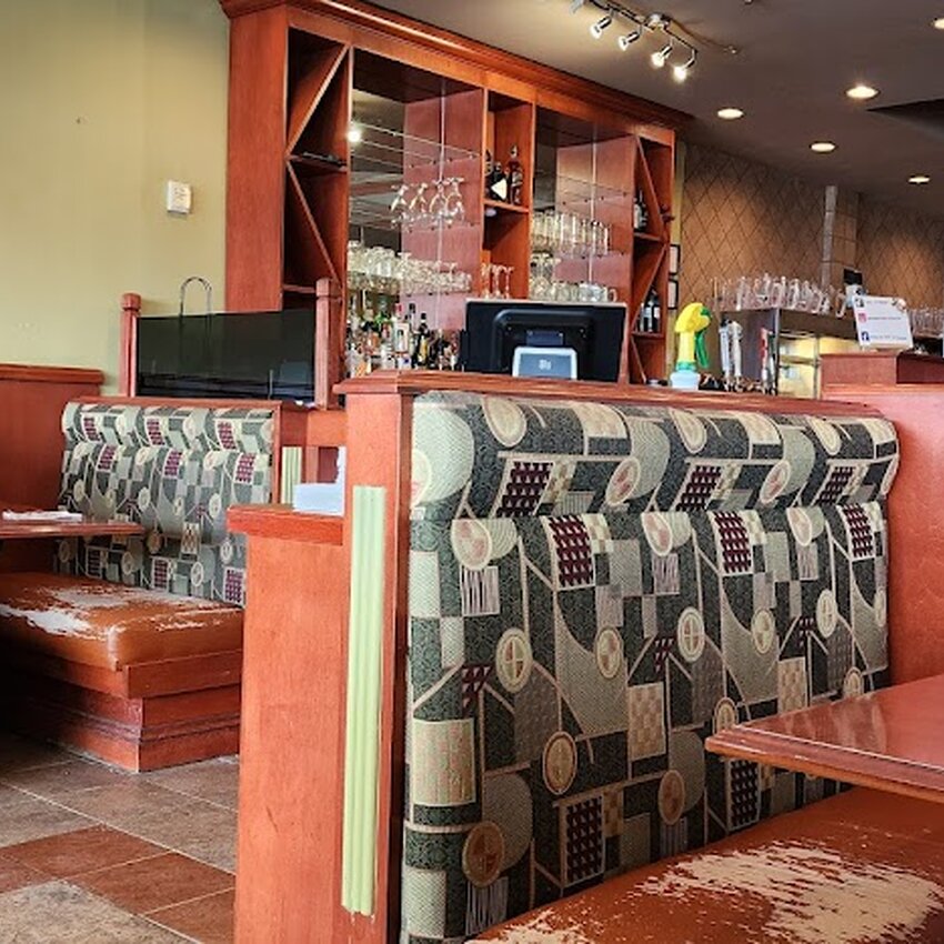 Place St Francois - Brunch Restaurants Near: H1C2H7