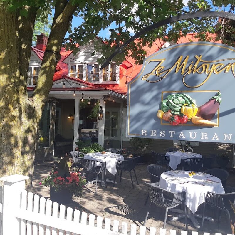 Le Mitoyen - Restaurants Français de Montréal