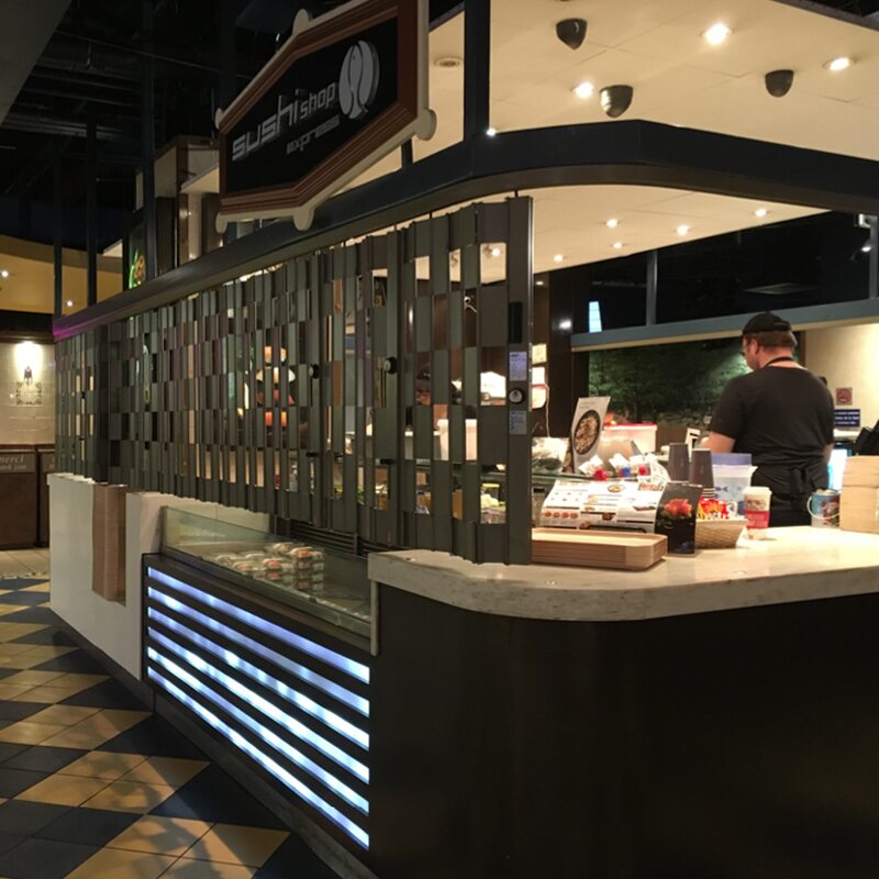 Sushi Shop - Wheelchair Accessible Entrance Restaurants in Montreal
