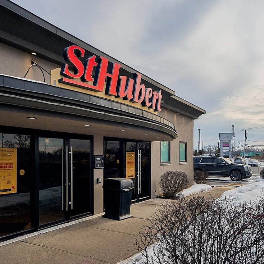 R&ocirc;tisserie St-Hubert -  Restaurants Near: J5B0A1