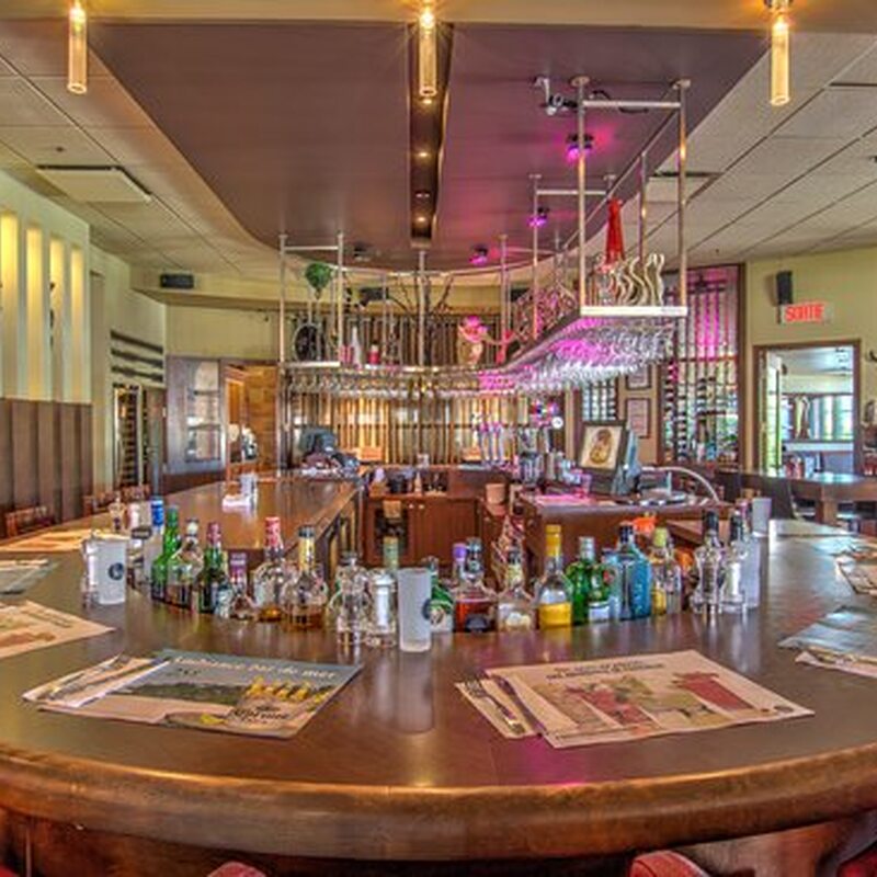 Rôtisserie St-Hubert - Delis, Poutine Restaurants in Eastern Townships