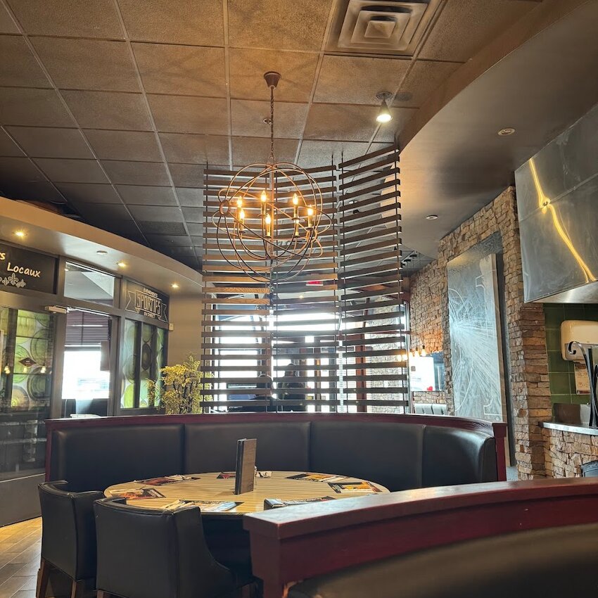R&ocirc;tisserie St-Hubert Restaurant