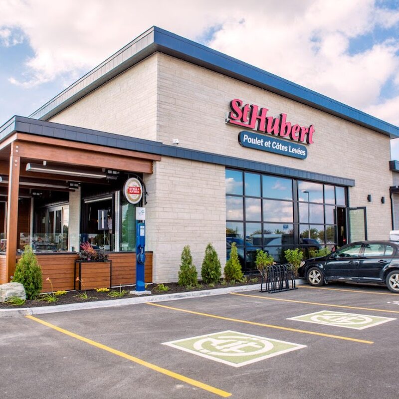 Rôtisserie St-Hubert - Restaurants Barbecue-BBQs, Américains de Montréal