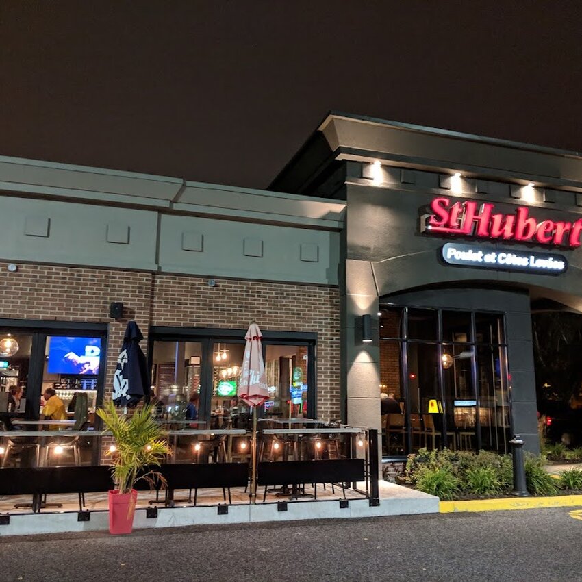 R&ocirc;tisserie St-Hubert Restaurant