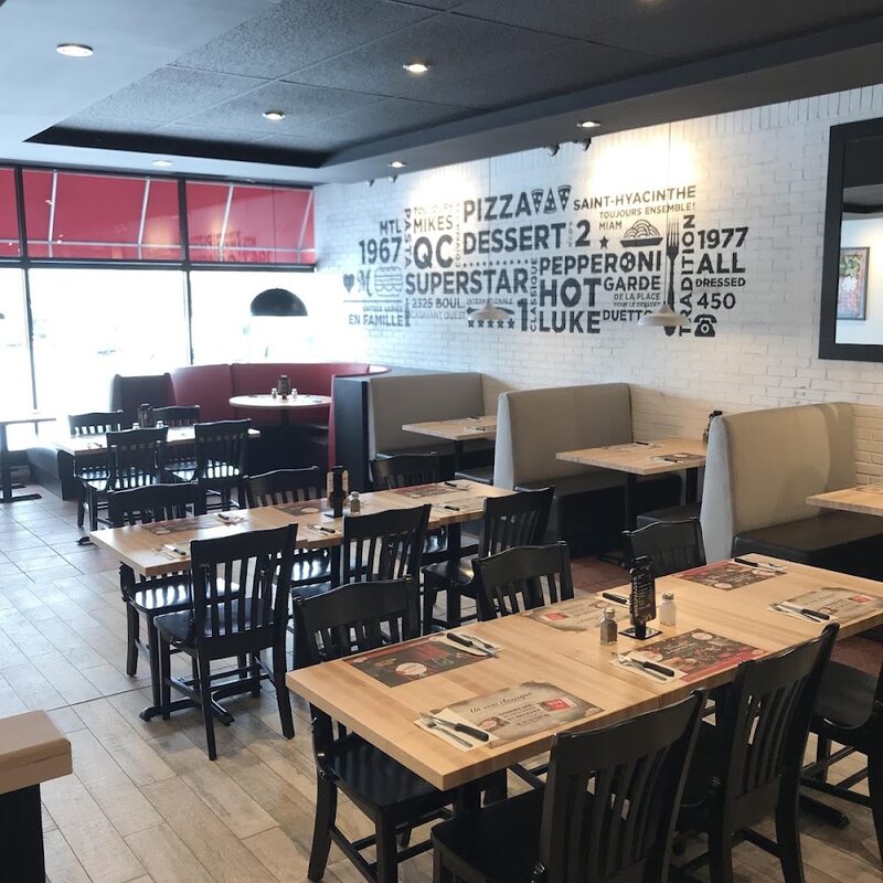 Toujours Mikes - Restaurants de Montréal